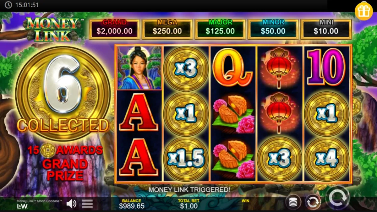 Tampilan visual slot Money Link Moon Goddess dengan tema taman malam yang elegan